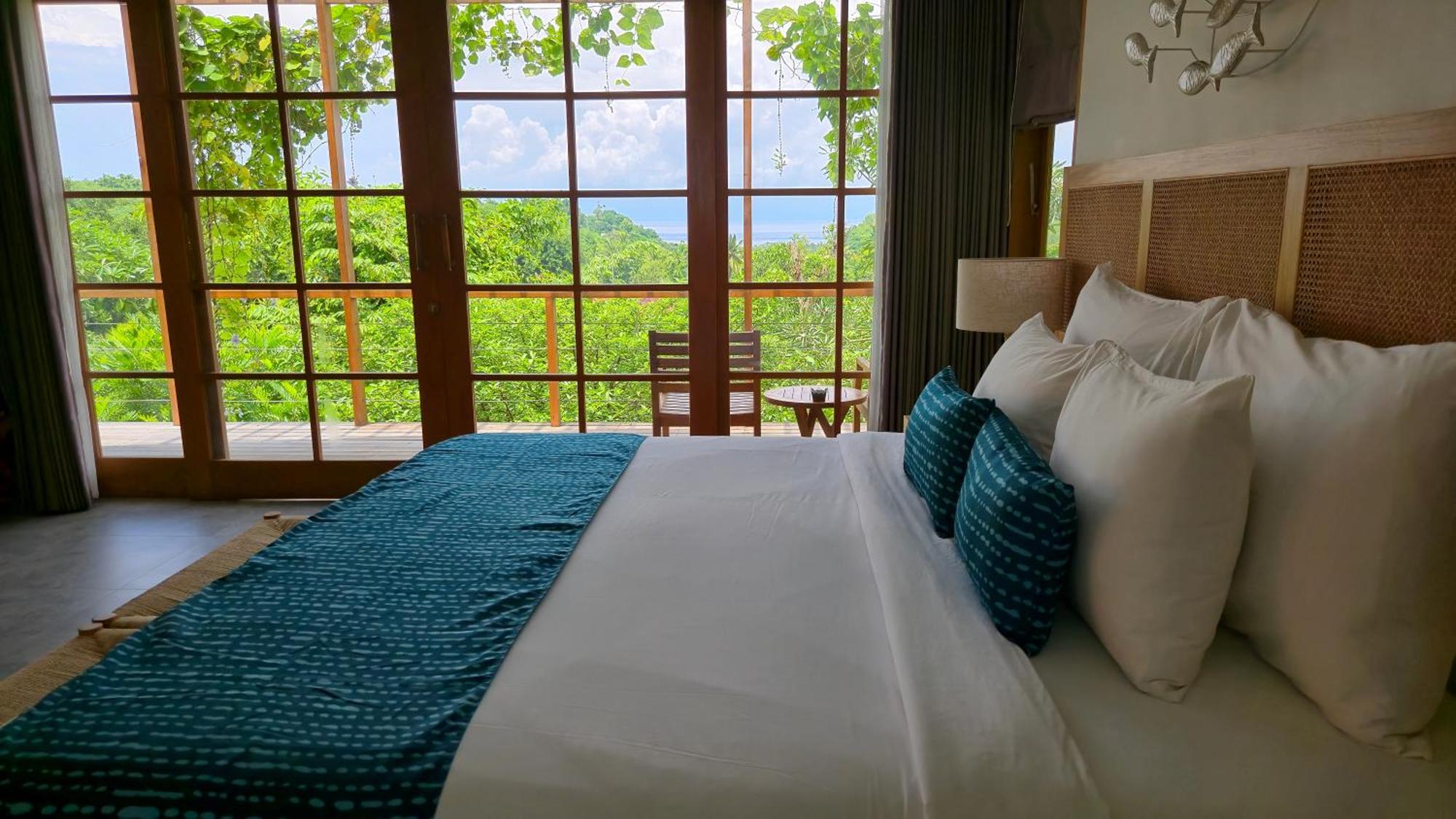 Deep Roots Dive & Yoga Resort Toyapakeh